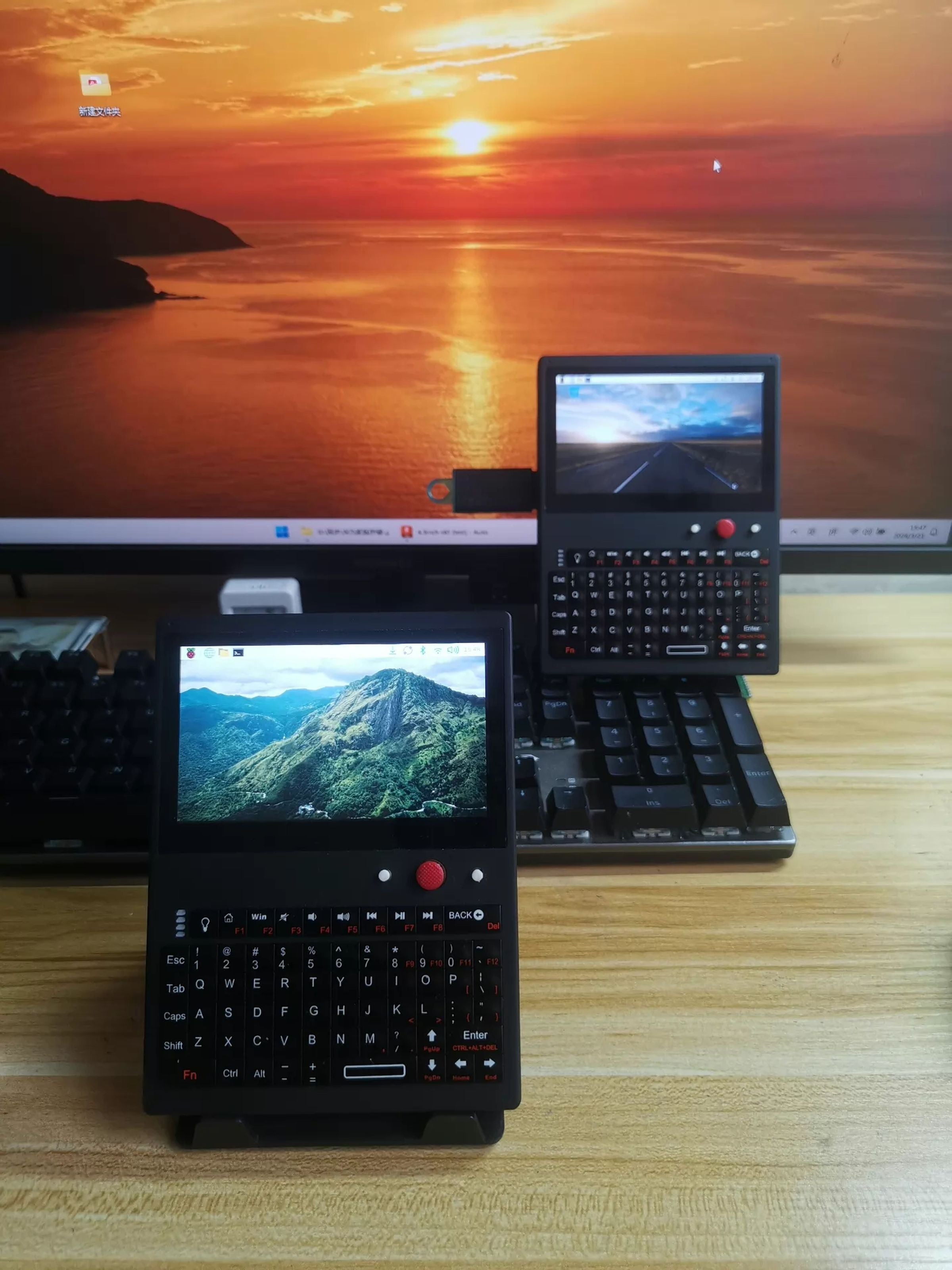 HUM BS Pi — Raspberry Pi CM5 Handheld Console