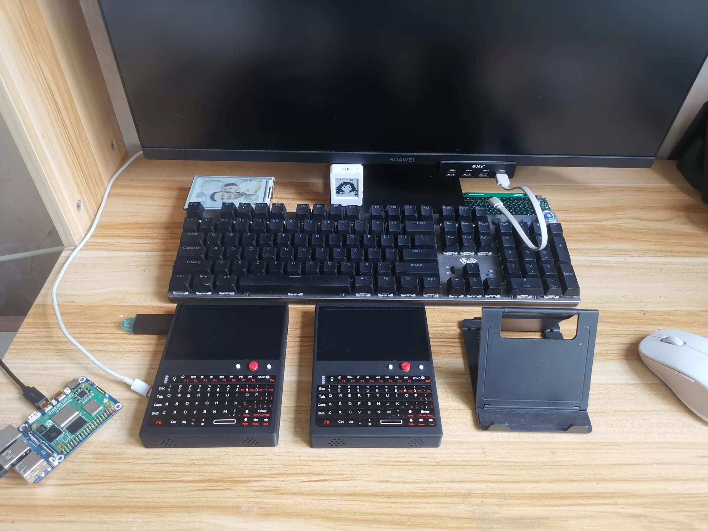 HUM BS Pi — Raspberry Pi CM5 Handheld Console