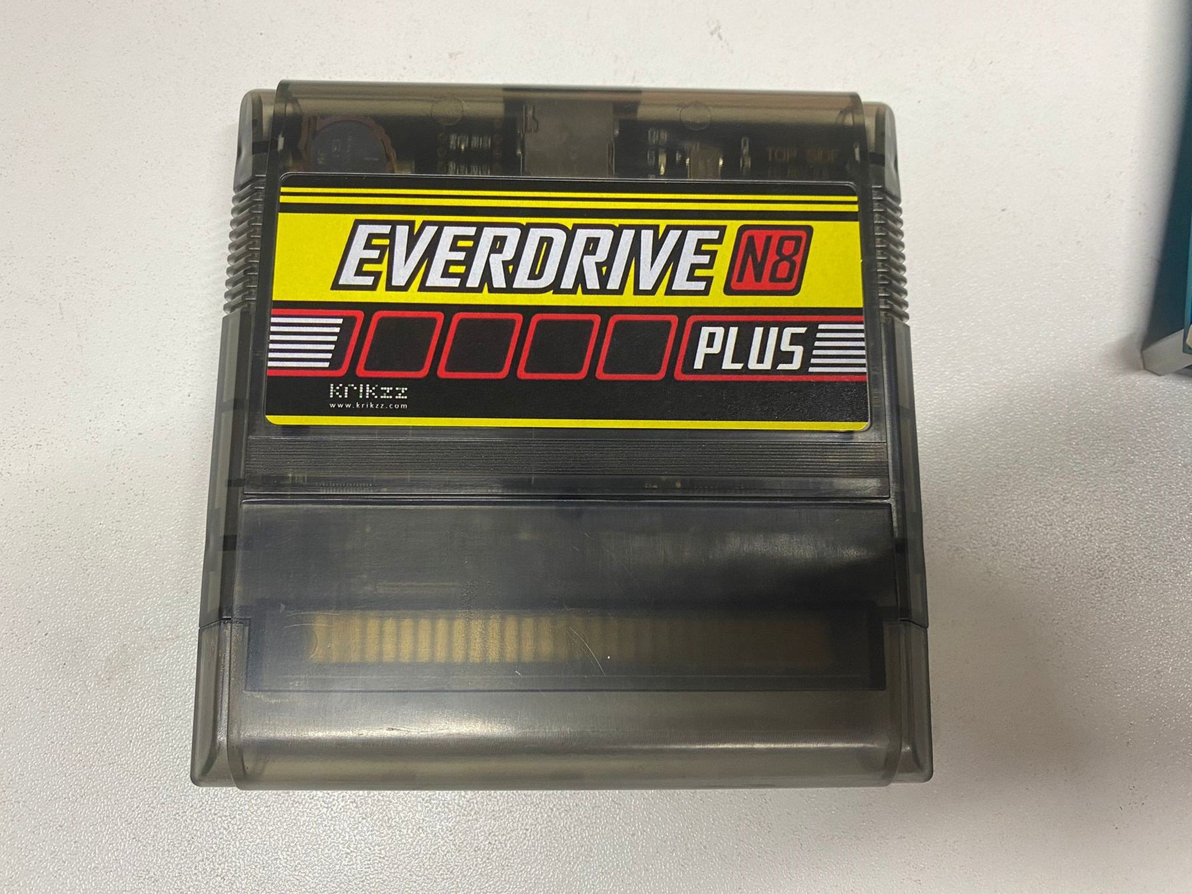 EverDriver N8 - NES/FC FlashROM Cartridge